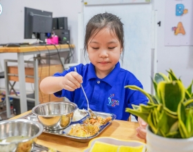 DINH DƯỠNG CHO TRẺ MẦM NON